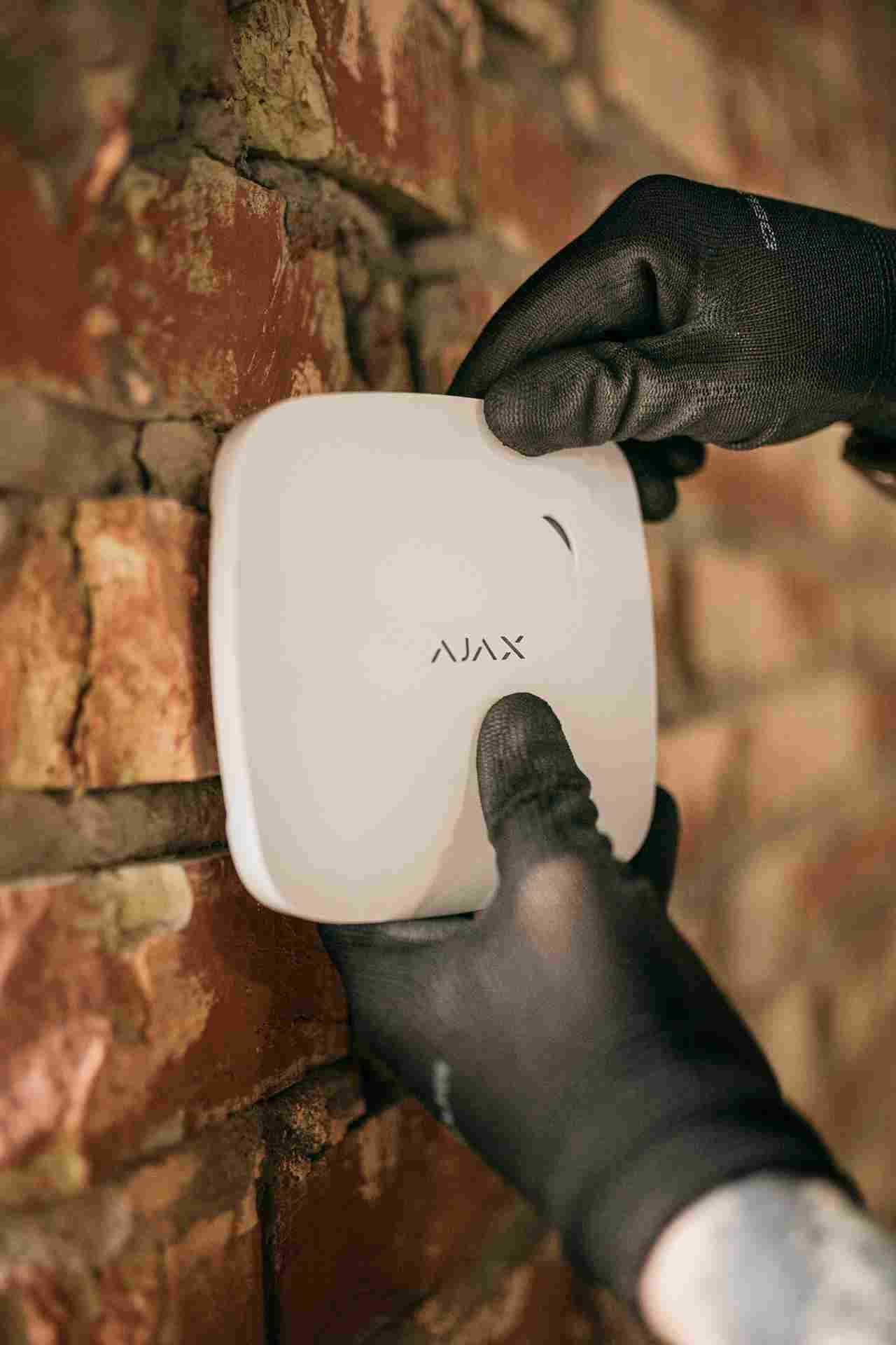 sirène ajax alarme 83